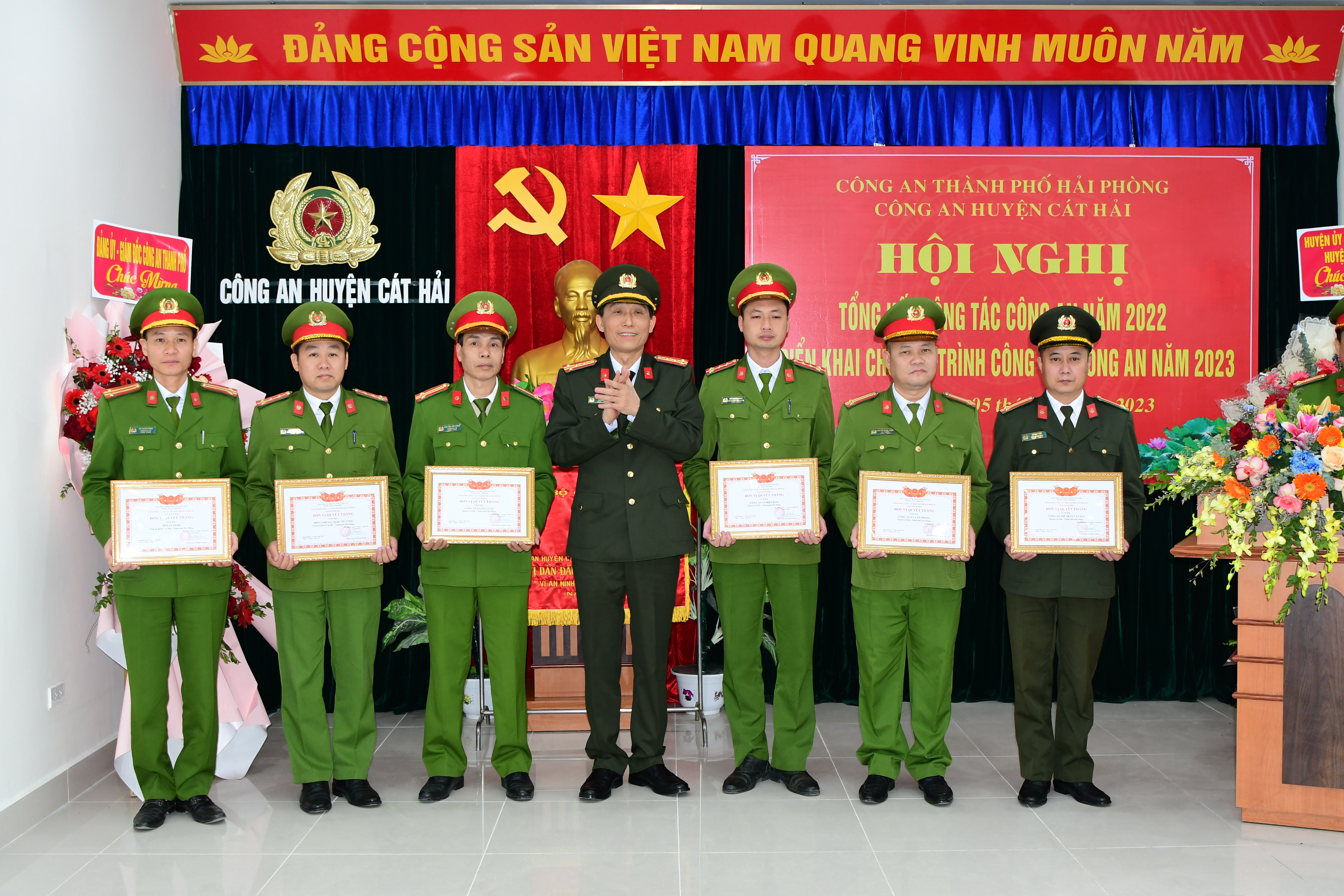 Công an huyện Cát Hải tổng kết công tác Công an năm 2022, triển khai nhiệm vụ năm 2023